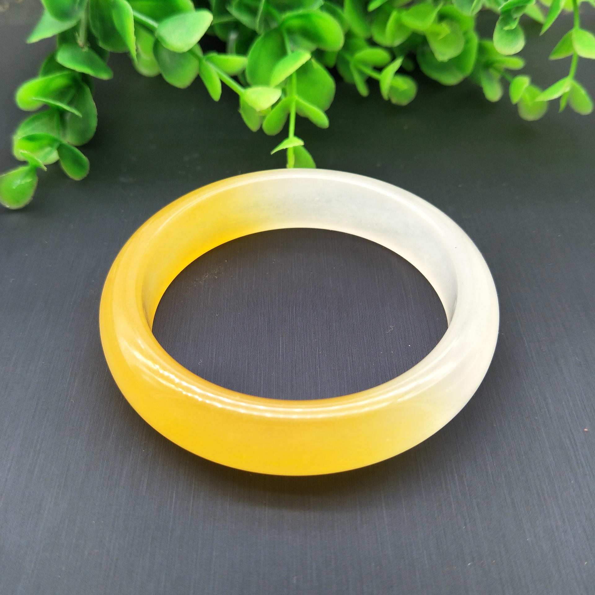 新疆戈壁玉金丝玉手镯 彩玉石英岩玉镯女款玉石手镯厂家