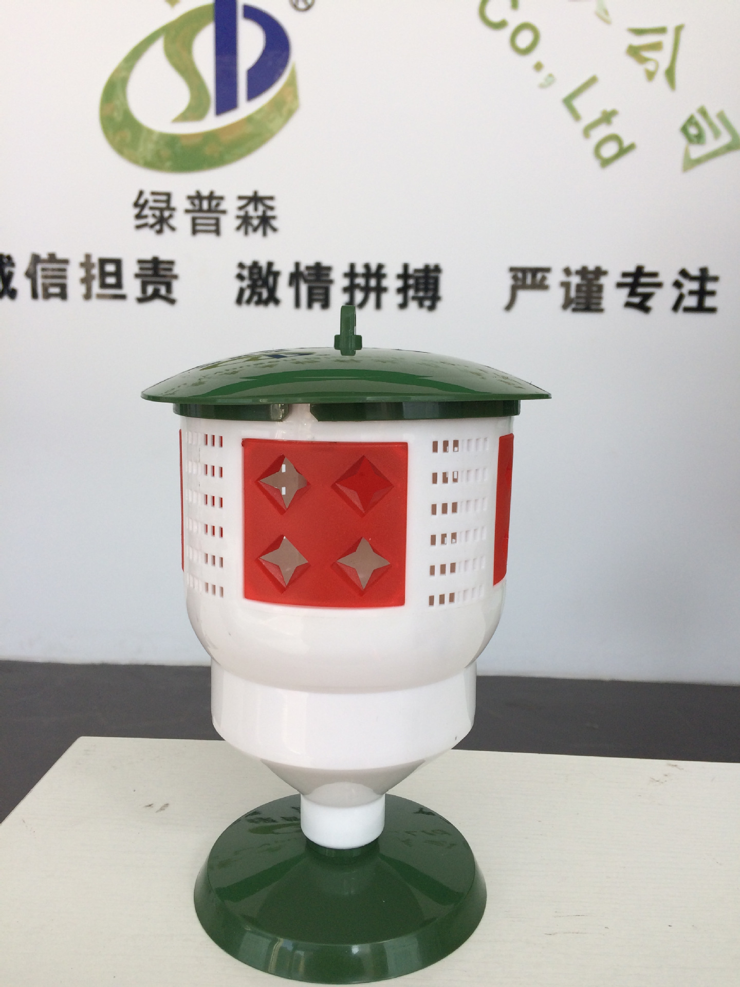 诱敌 新款夜蛾诱捕器 16孔 斜纹夜蛾 甜菜夜蛾诱捕器含集虫袋