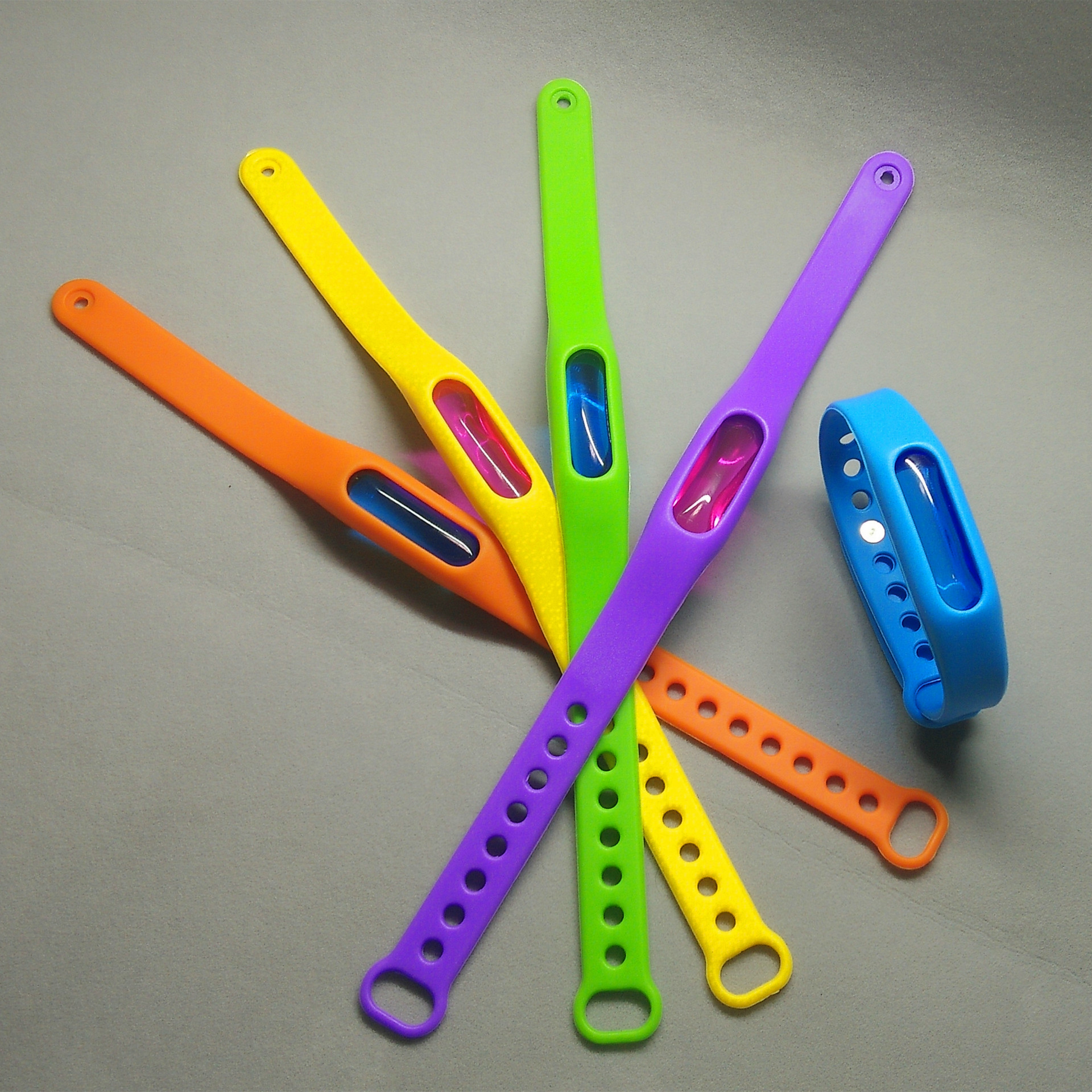 9包邮爆款儿童驱蚊手环小米二代植物精油纳米软胶囊防蚊手环