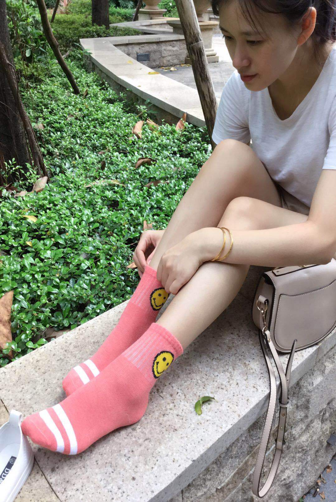 全棉女中筒袜纯色品牌双针休闲女袜纯棉厂家多款式成年棉袜批发