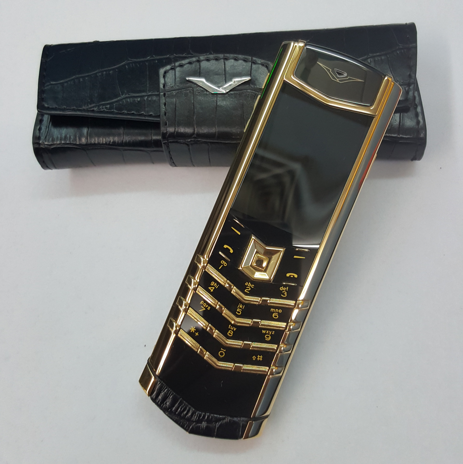 私人总裁vertu威图手机宾利touch经典k8手机皮套精工蓝宝石原装屏