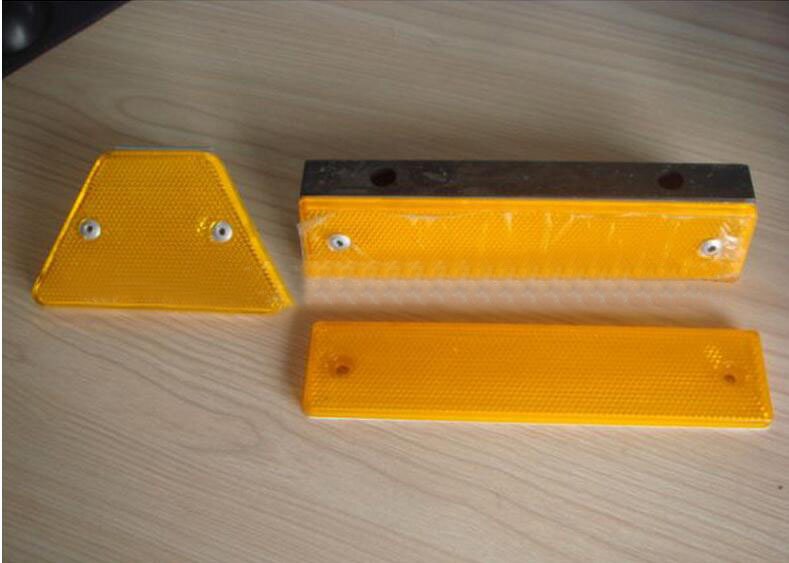 轮廓标 高速公路长方形轮廓标 轮廓标厂家 厂家直销 低价销售