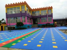 幼儿园室外悬浮拼装地垫