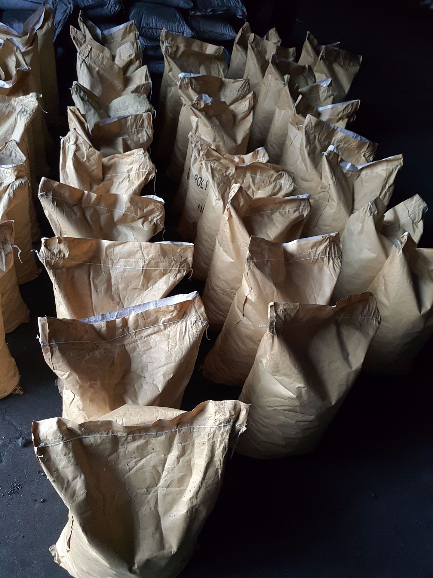 生活取暖山西晋城无烟煤块粉球低硫香炭 25块 38块煅烧无烟煤