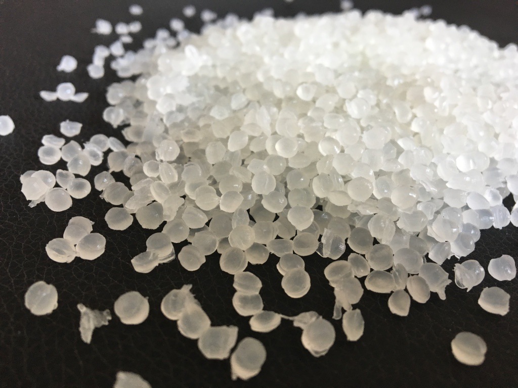 包覆热熔胶颗粒