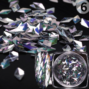 美甲新款亮片 3d钻石亮片 立体菱形动感闪光片 高闪镭射幻彩亮片