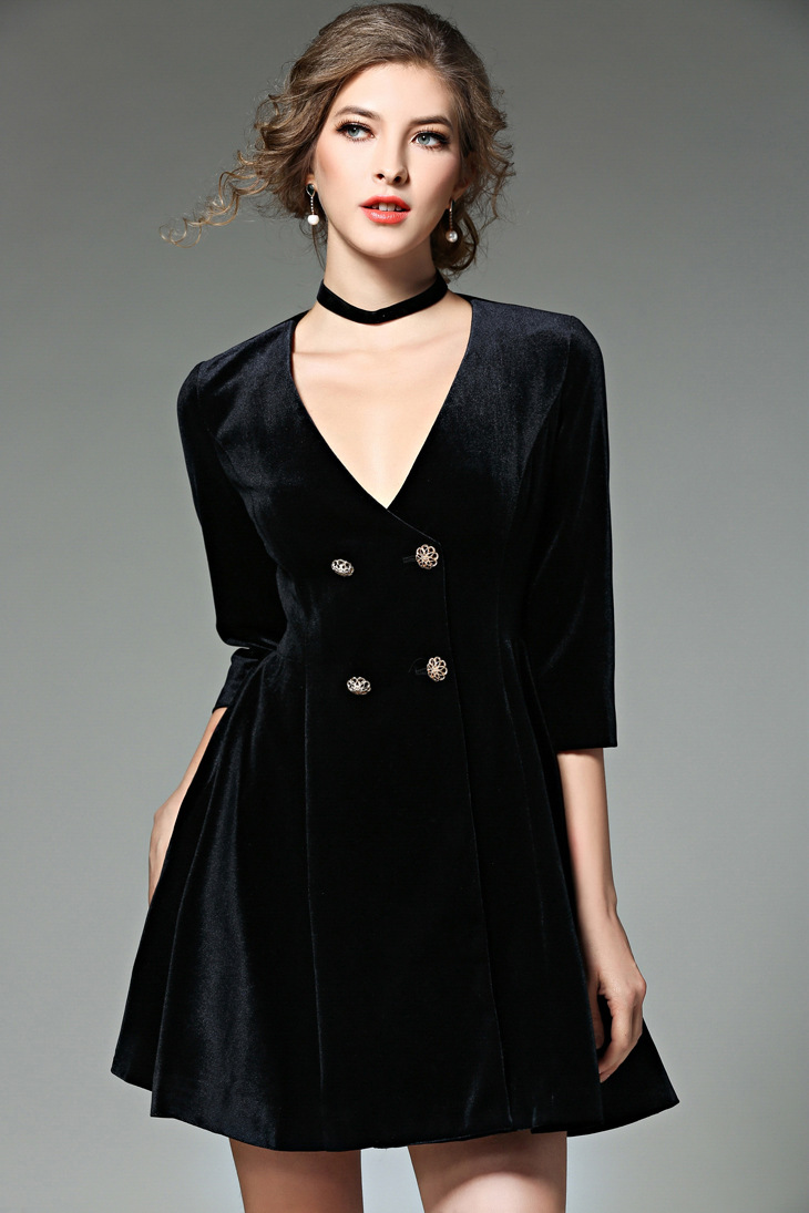 2017秋季欧美复古名媛气质高端金丝绒v领性感显瘦连衣裙送项链