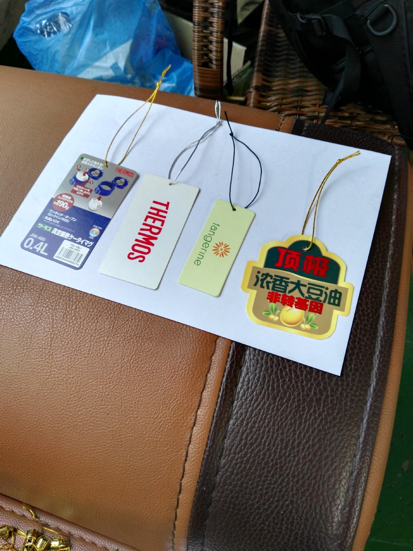 自动吊牌穿绳打结机ly-2 商标丝带穿绳打结机 松紧线自动打结机