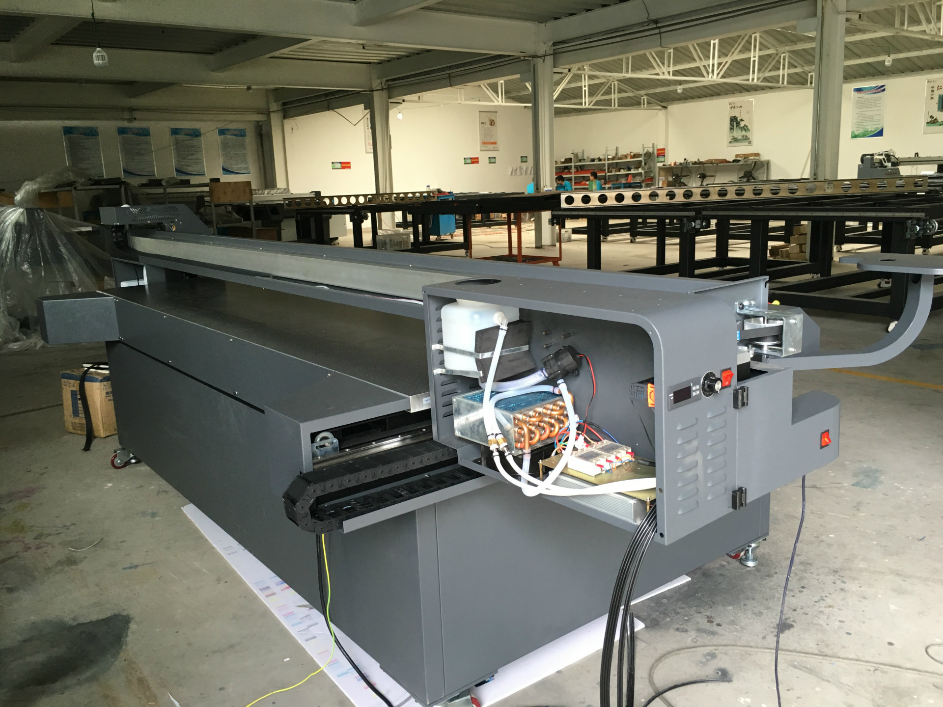 **河北皮革烫画喷绘机uv平板打印机厂家 亚克力金属uv.