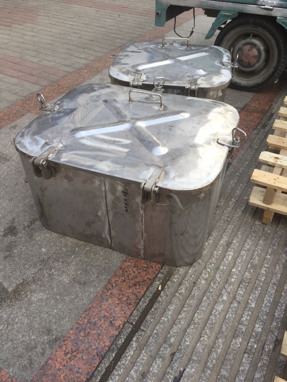 船用钢制小型舱口盖cbt372895船舶配件船用舱口盖人孔盖逃生kon