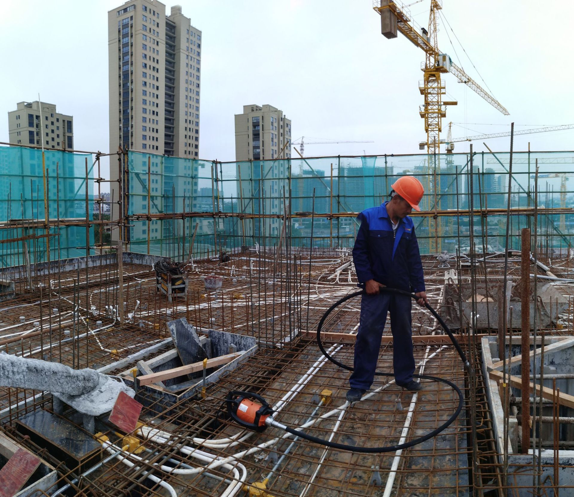 电动型插入式混凝土振动棒 行星式振捣棒