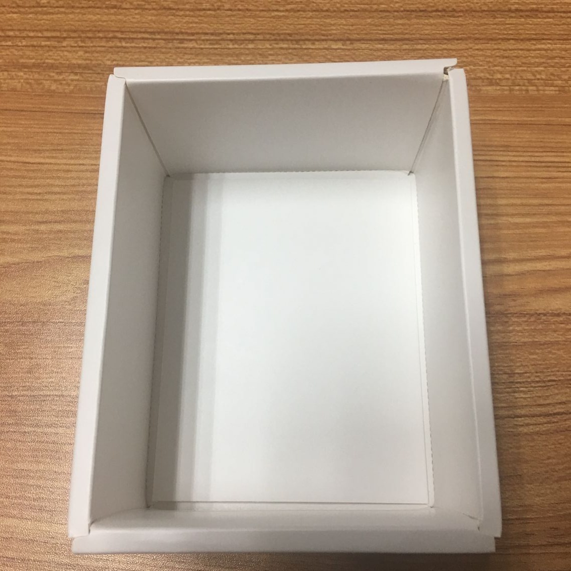 生产定制白卡内衬 模切成型 昆山上海苏州彩盒包装厂家直销批发