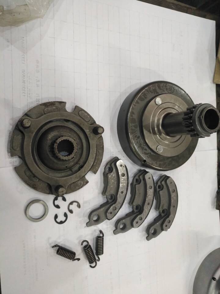 摩托车配件,出口东南亚t110,t100,kfl125初级摩托车离合器总成