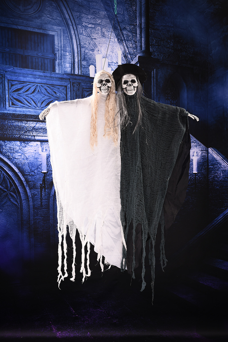 万圣节场景装饰道具夫妻吊鬼发光声控感应恐怖发声骷髅密室鬼批发