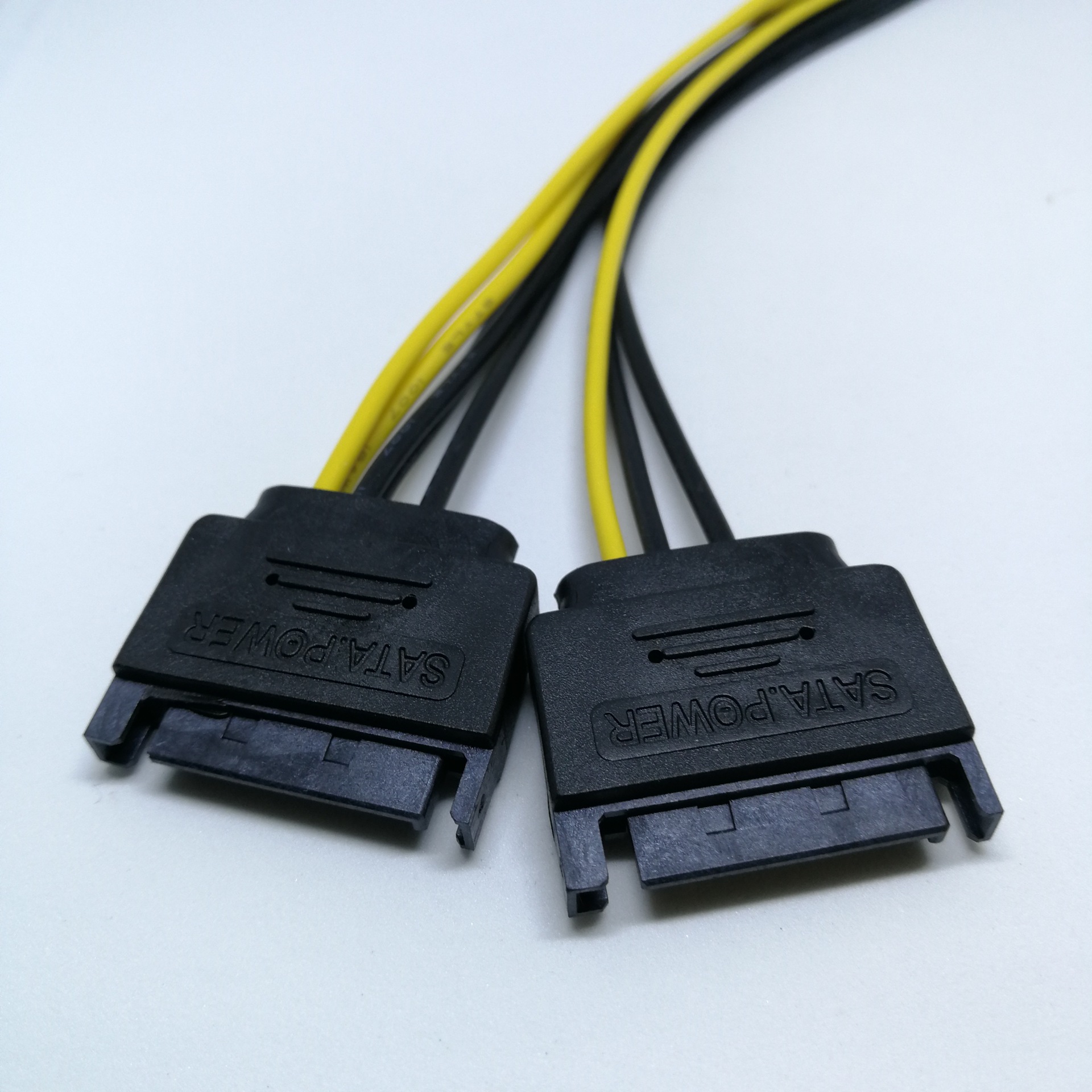 厂家推荐双sata15p转8p电源线硬盘电源线机箱线