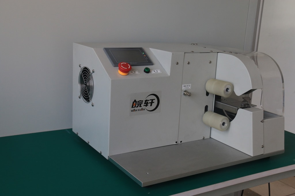 深圳厂家专业供应汽车线束胶布缠绕机 自动线束包胶布机定制