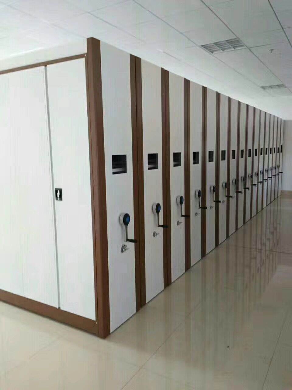 密集柜手摇式通用双门密集档案架 移动保密柜 厂家批发