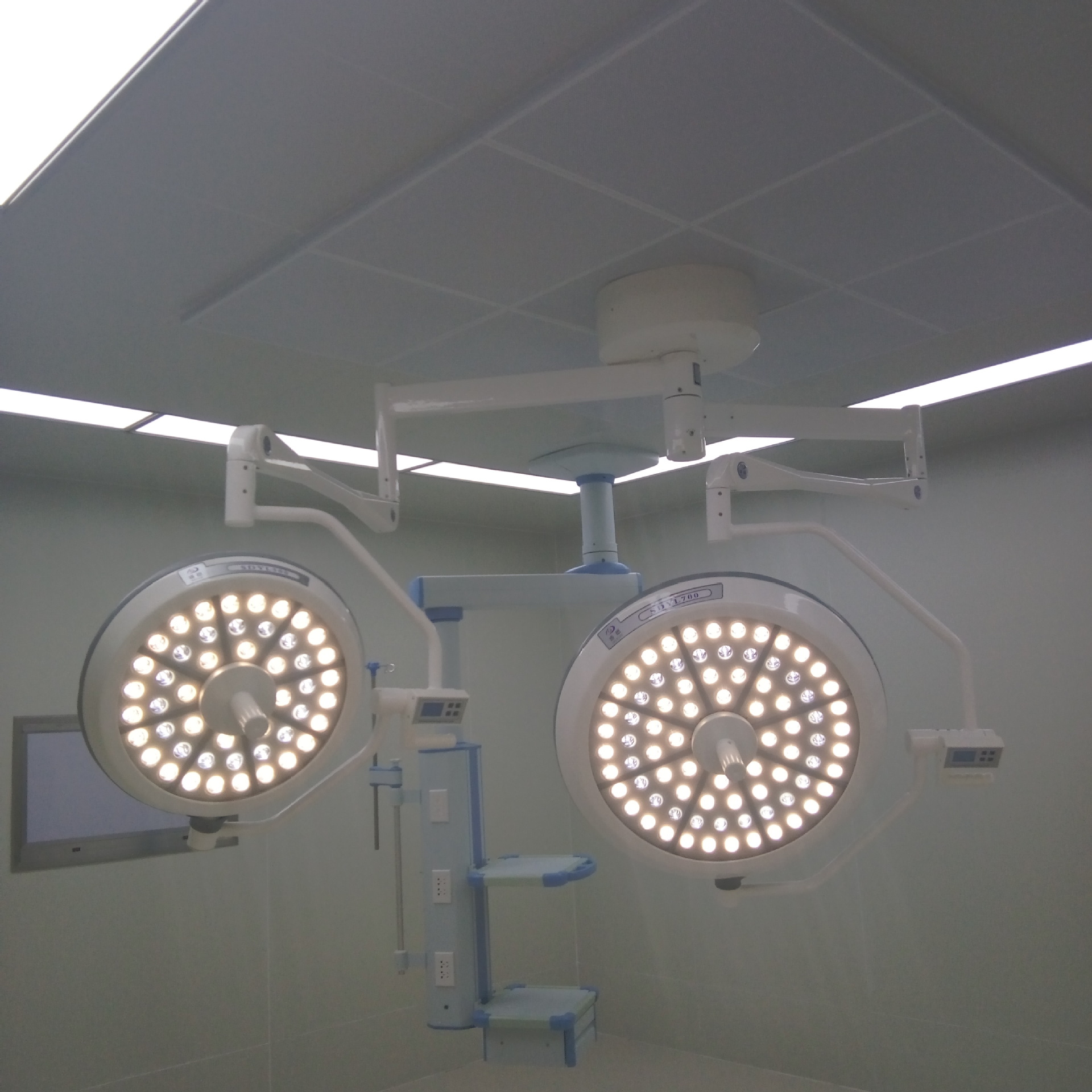 直销单头双头整体反射手术无影灯led手术无影灯医用手术无影灯