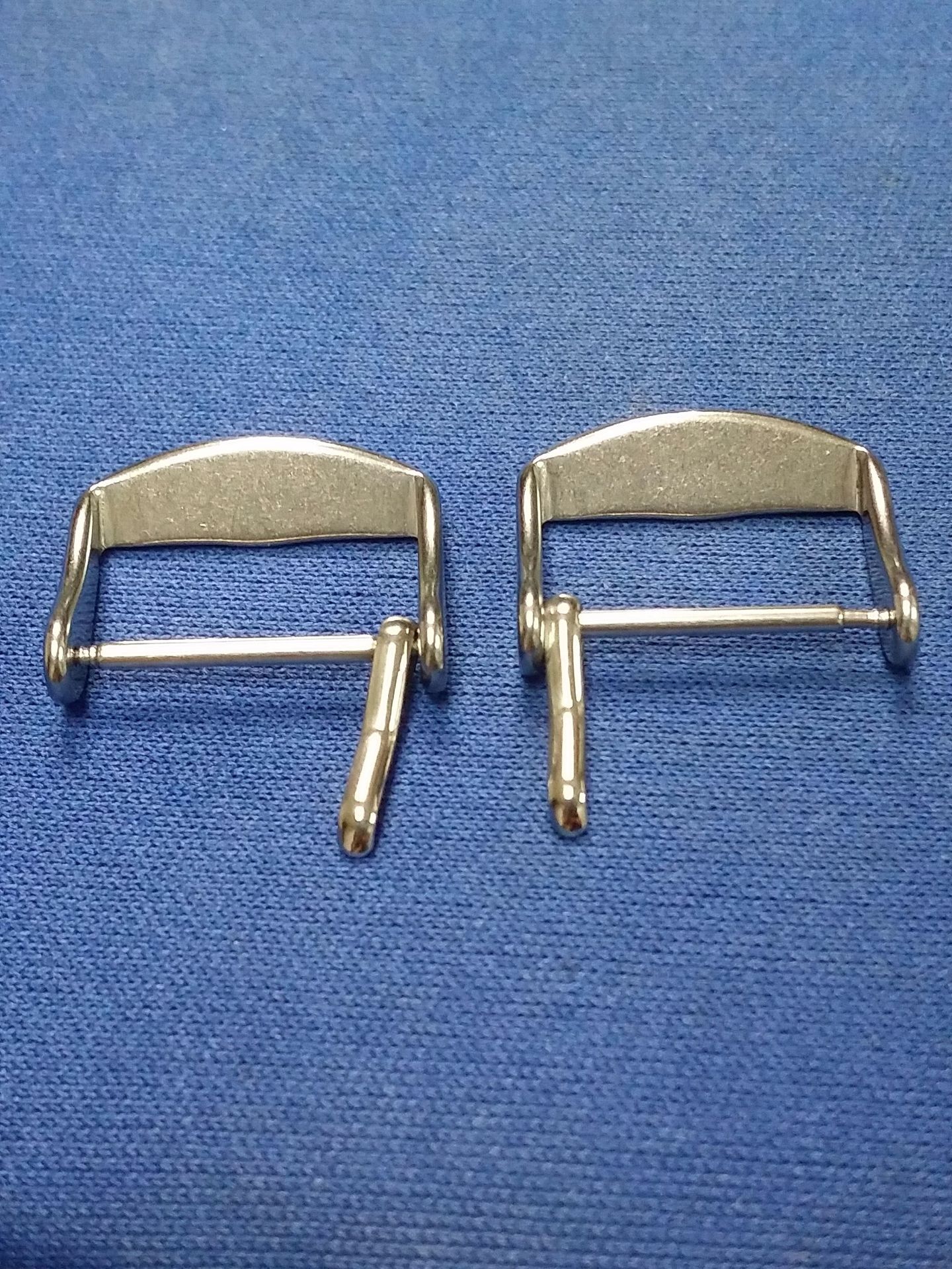 5厚度硅胶表带扣