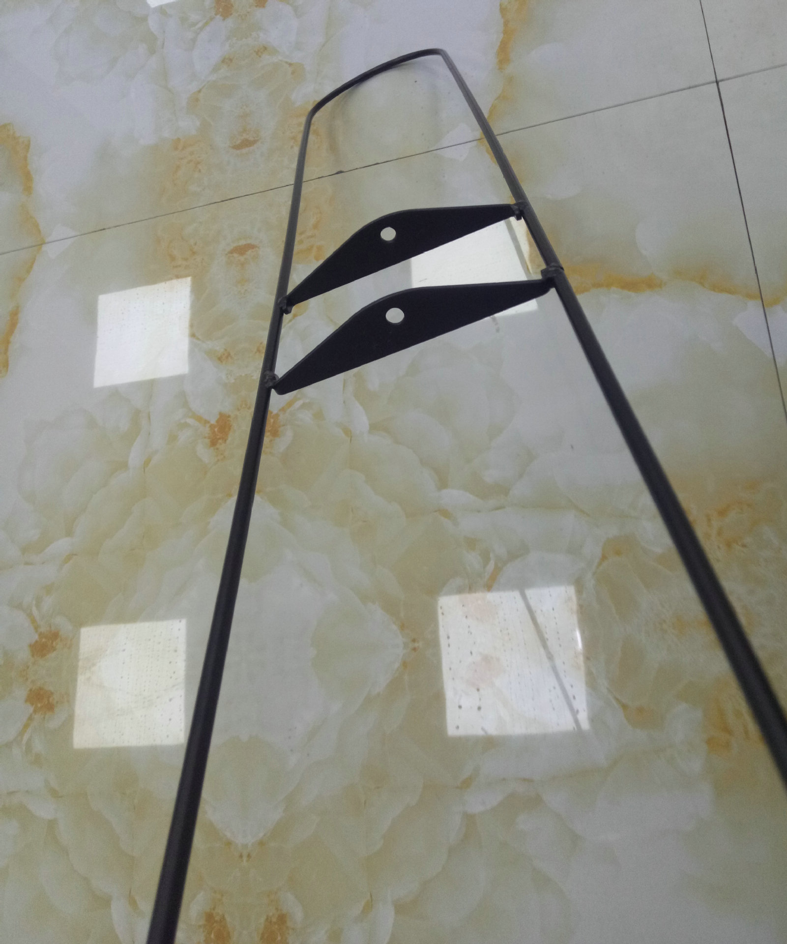 拖把配件无声尘推铁架通用铁架拖把架 多规拖把头铁架供应批发