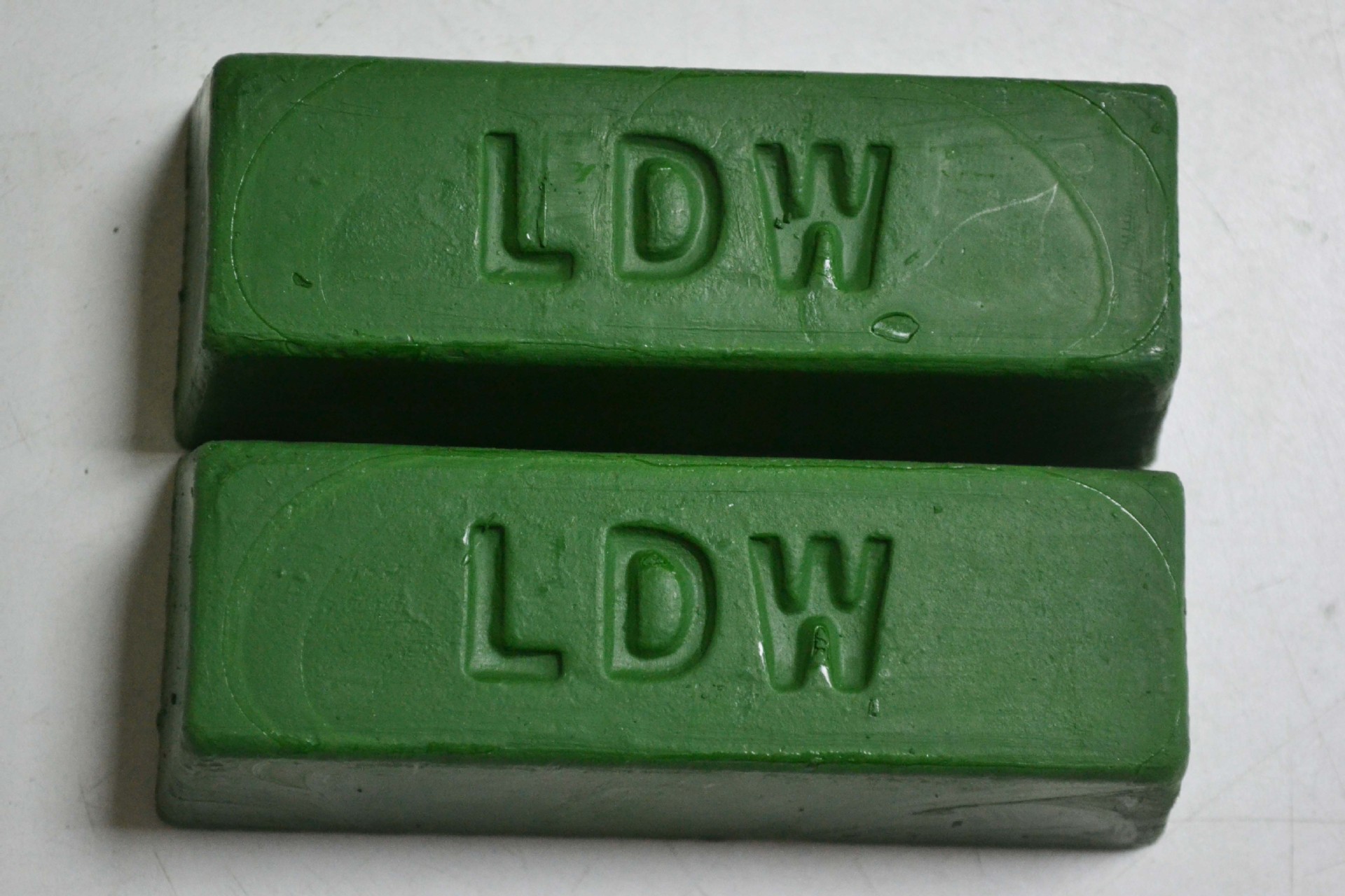 小绿蜡 镜光抛光蜡 不锈钢金属抛光膏 光泽好 油性足 金属固体膏