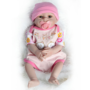 仿真婴儿重生娃娃可爱陪伴礼物玩具 现货供应外贸批发国外热卖款