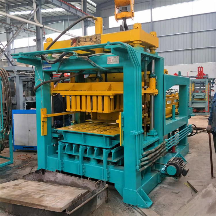 河南免烧砖机厂家315型液压水泥砖机全自动液压透水砖机设备