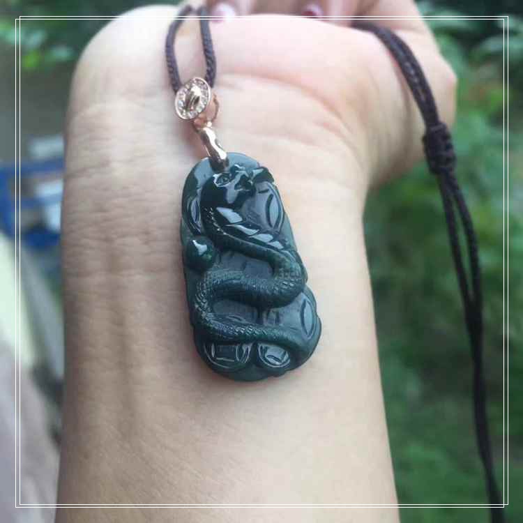 天然翡翠 墨翠 灵蛇吊坠 双面手工雕刻 编号a107 配送证
