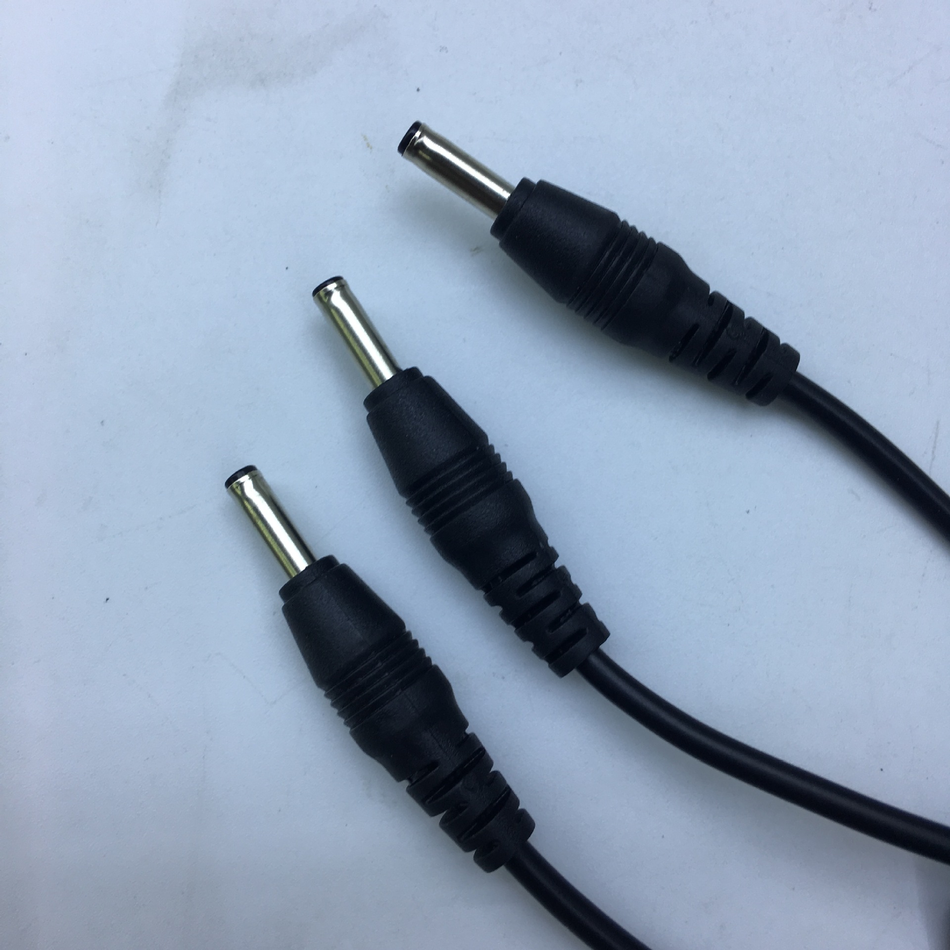 5mm强光手电筒专用usb数据线电源线降压5v转4.2v 直充充电线