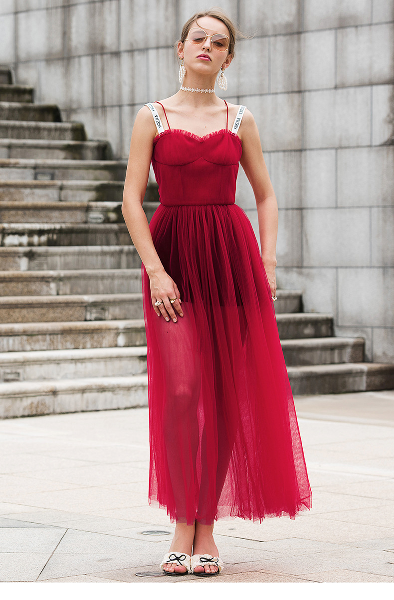 yigelila2020夏季新品性感吊带红色敬酒长裙网纱礼服裙62840