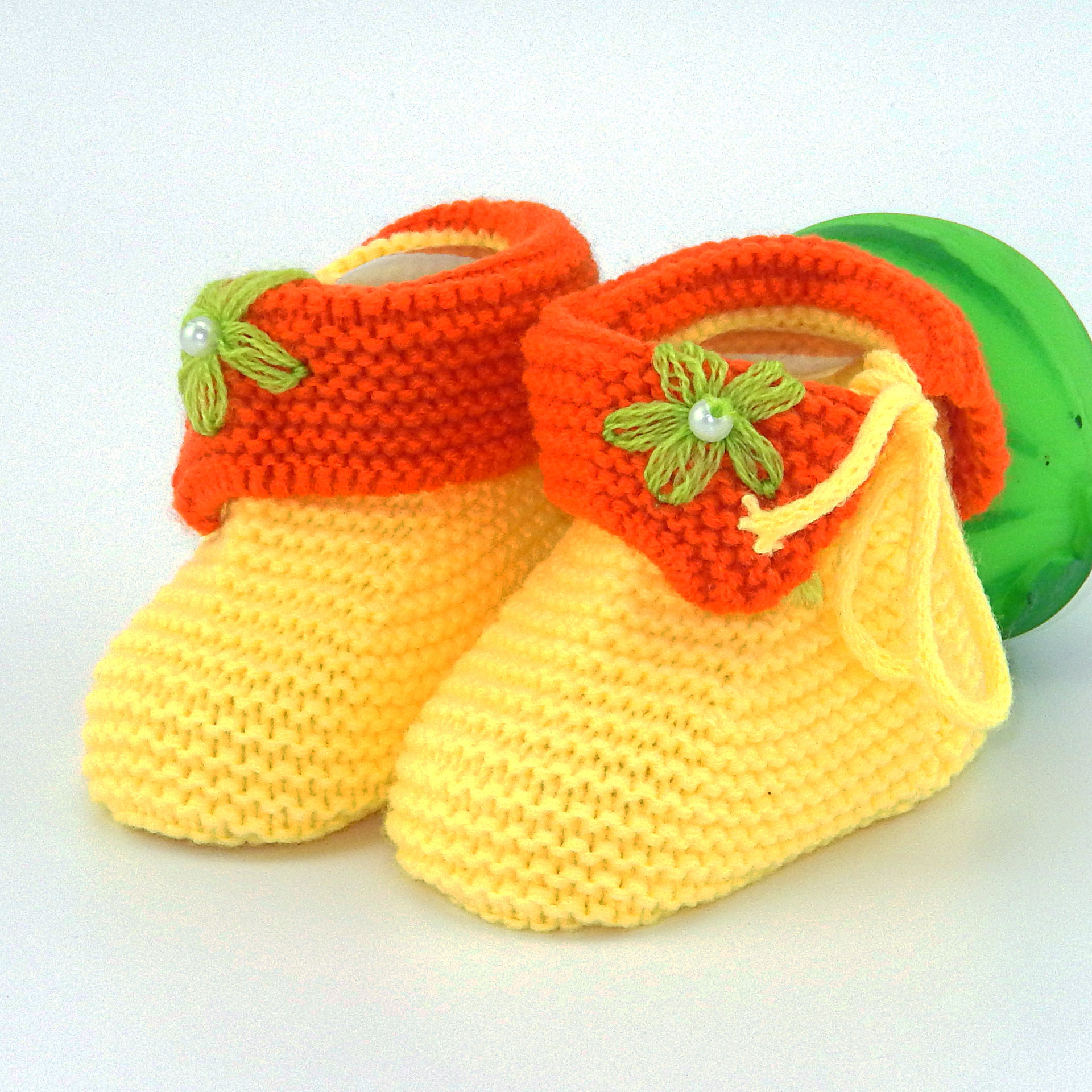 毛线鞋哦0-6个月手工编织婴儿鞋宝宝毛线鞋针织新生儿鞋子现货批