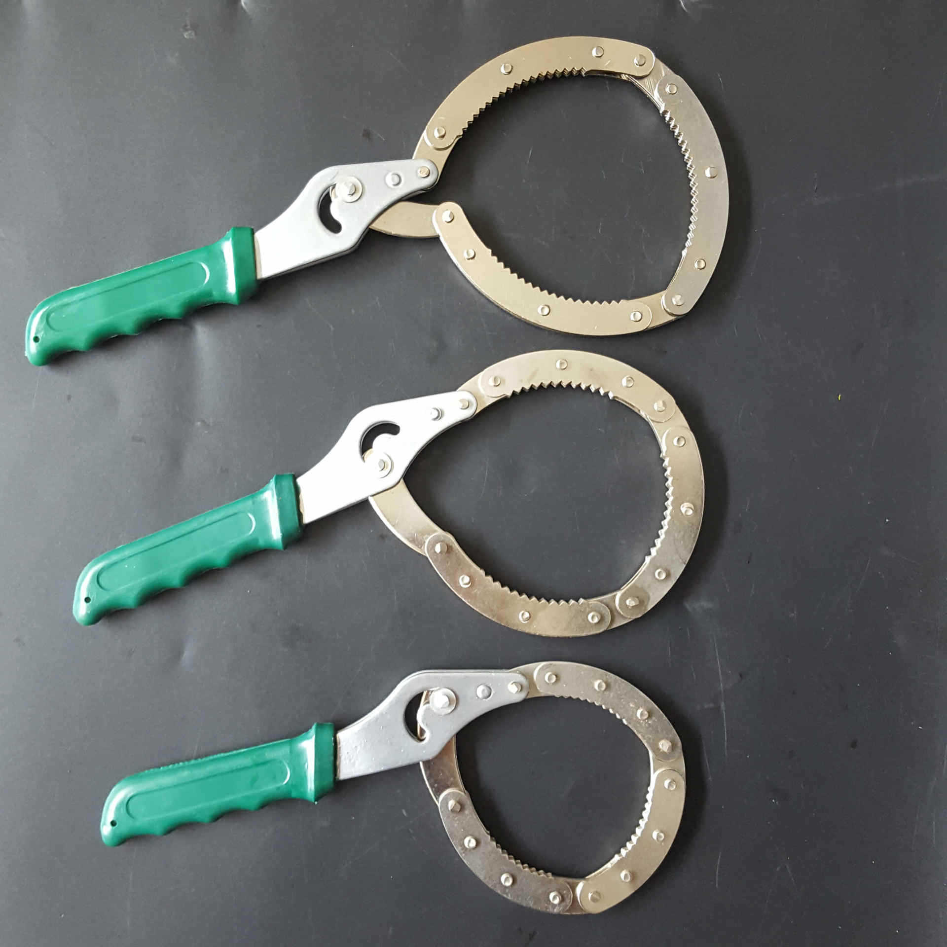 厂家直销临沂批发皮带扳手8-12寸换机油机滤芯工具皮带滤清器扳手