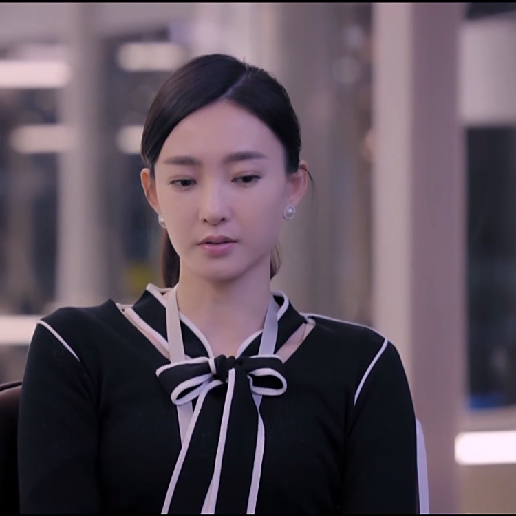 漂洋过海来看你王丽坤苏芒同款蝴蝶结领黑色白边显瘦雪纺衫上衣女