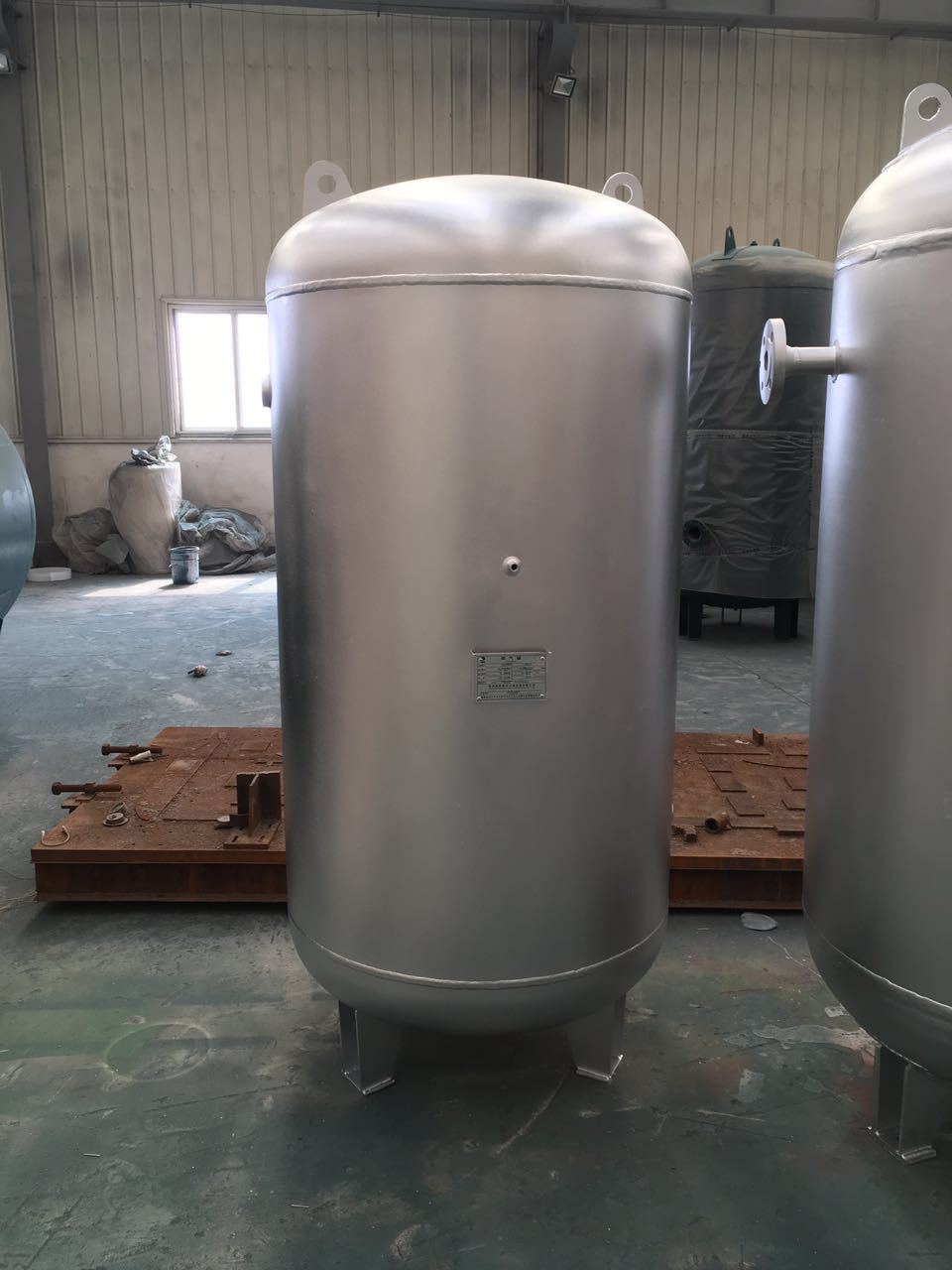 青岛厂家直销15立方8公斤不锈钢储气罐缓冲罐蒸汽储气罐