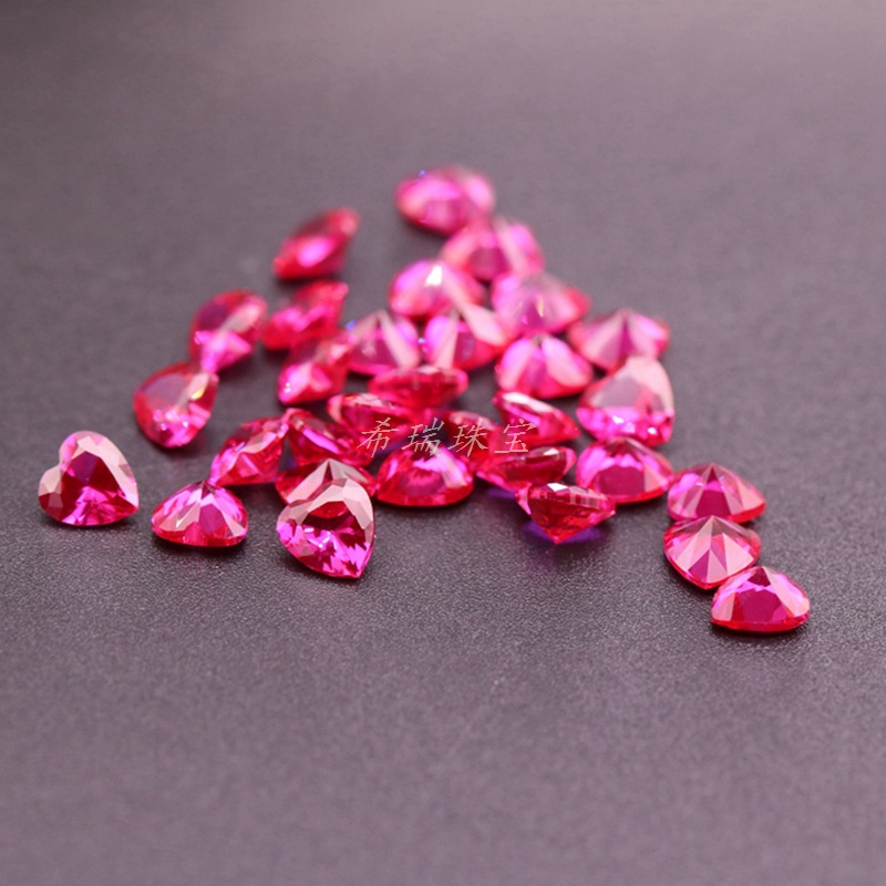 人造宝石裸石 心形红刚玉5#红 8*8mm 首饰镶嵌碎钻 现货供应