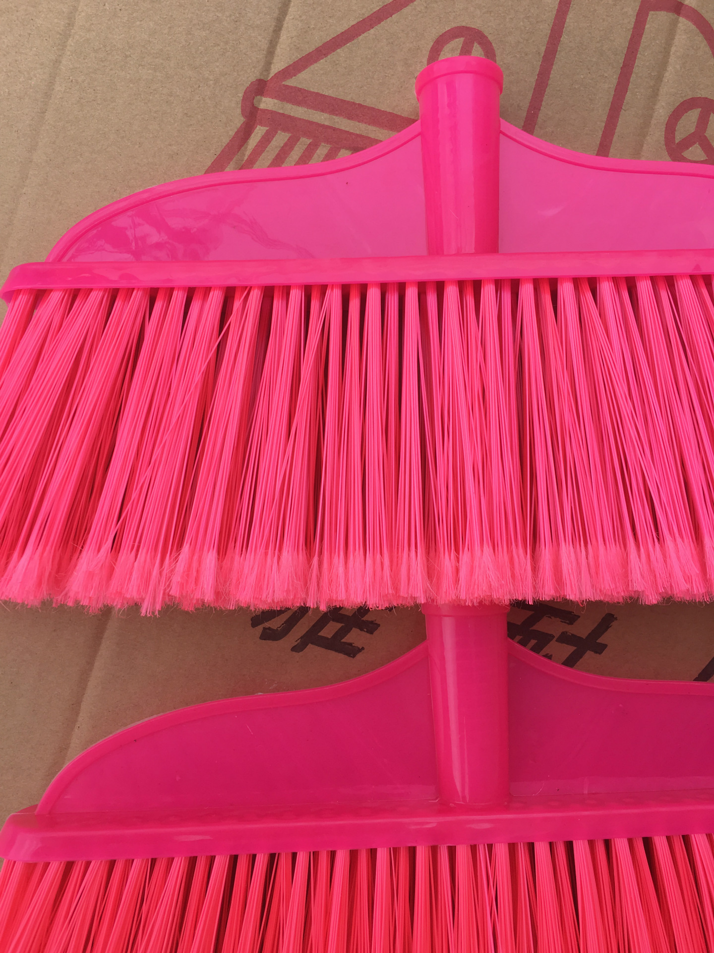 扫把头 厂价直销多款式单手中号塑料清洁用具 批发优良耐用扫把头