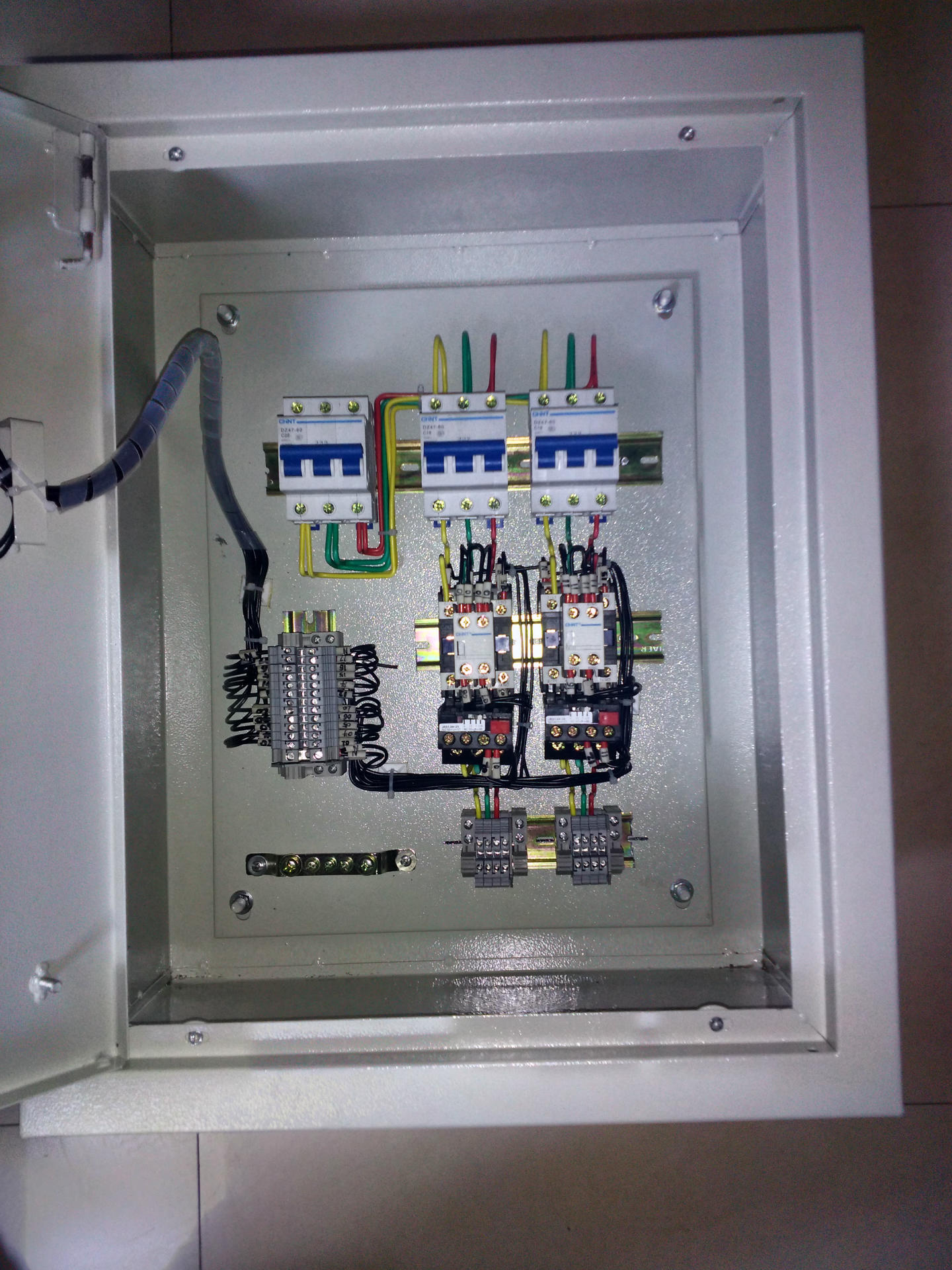 配电箱 工厂 车间用配电箱 常用自锁控制配电箱-配电箱