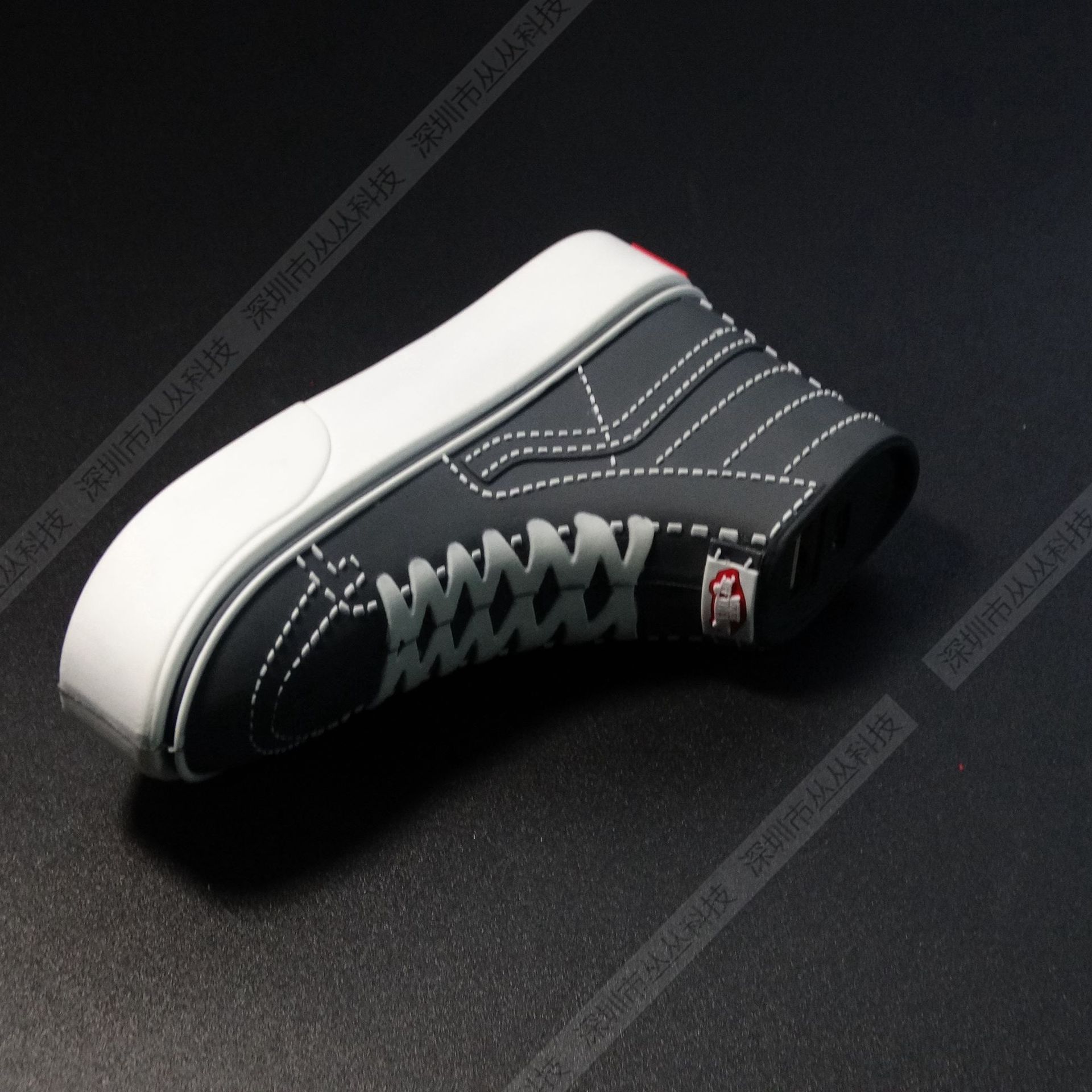 硅胶鞋子充电宝 pvc软胶充电宝开模 个性充电宝形状定制