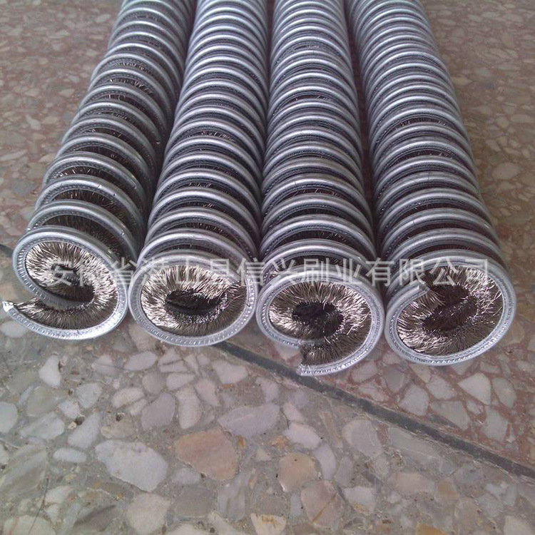 【信兴刷业】刷业基地,供应弹簧刷辊,缠绕弹簧刷.