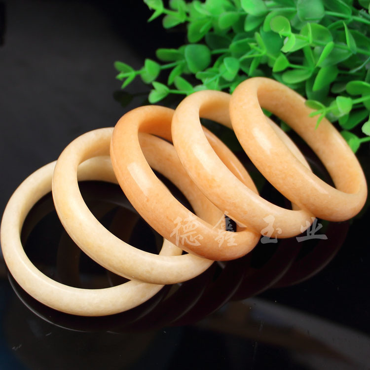 桔子玉手镯 橙红色玉手镯 晚霞红玉石手镯 跑江湖十元玉器地摊货