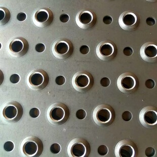 201不锈钢鱼眼孔冲孔防滑板 金属鱼眼打孔板 各种平台楼梯踏步