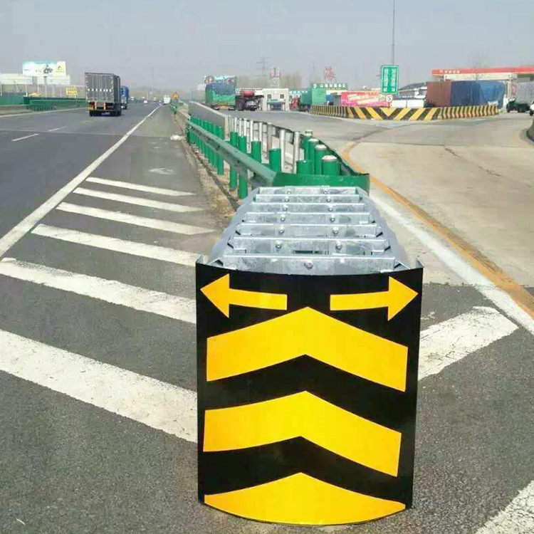 高速公路防撞垫 防撞桶 交通设施 可定制高速公路防撞设施