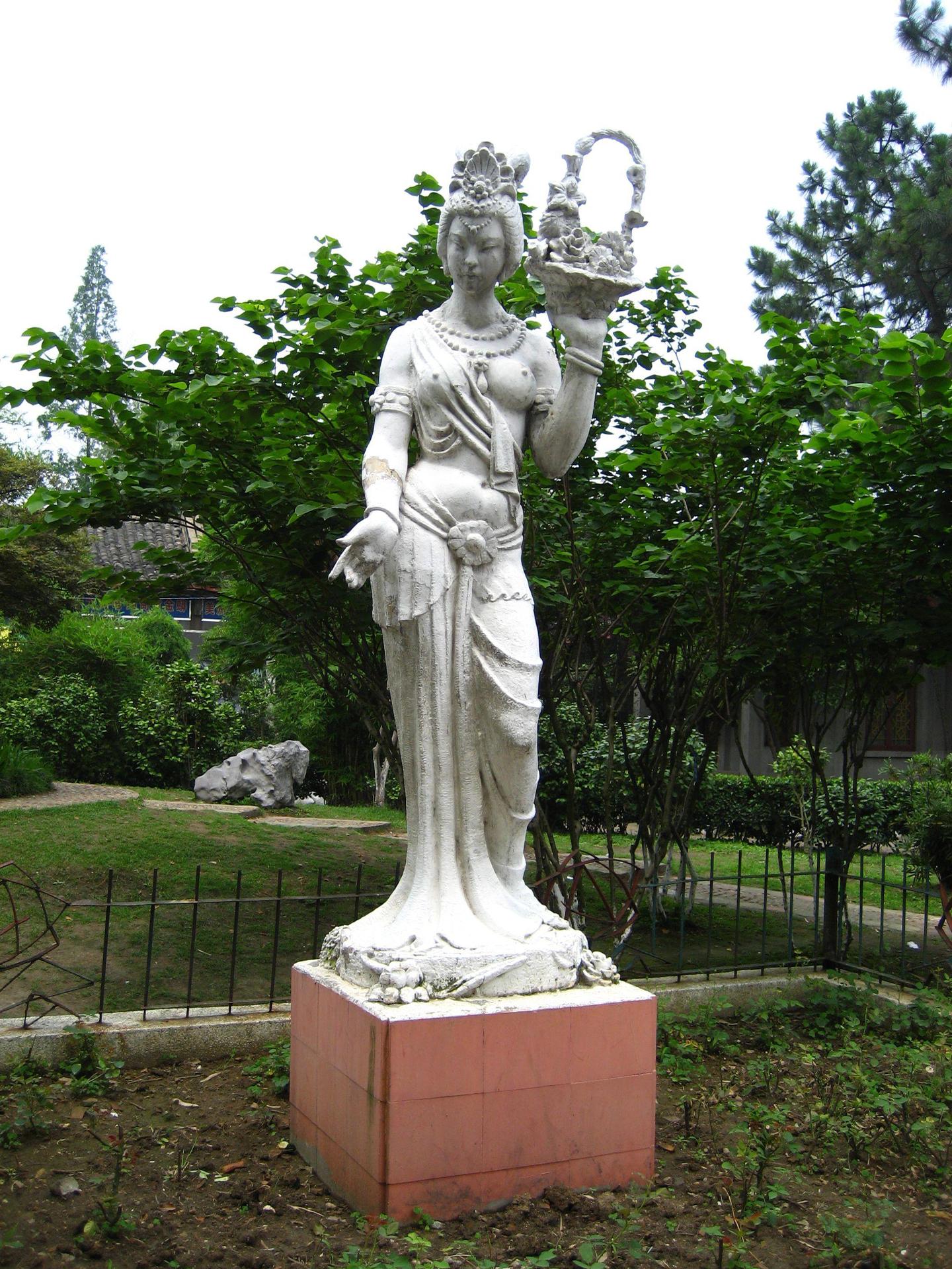 厂家供应大理石雕刻 仙姑石雕像 汉白玉仙女雕塑像 石头美女雕像