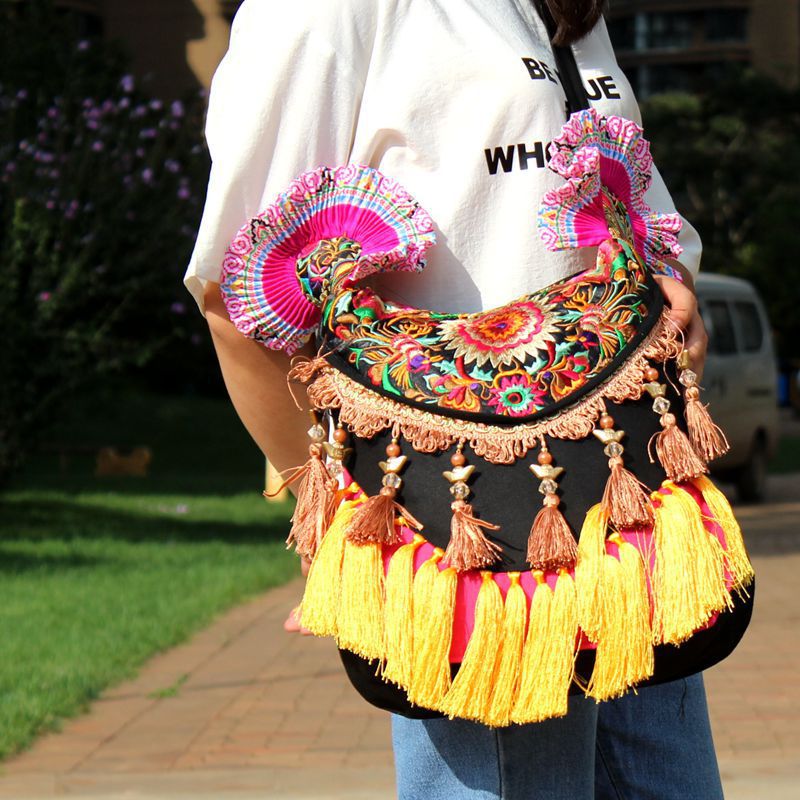 云南民族风傣族布包 女包 单肩斜挎绣花包 刺绣复古包包批发