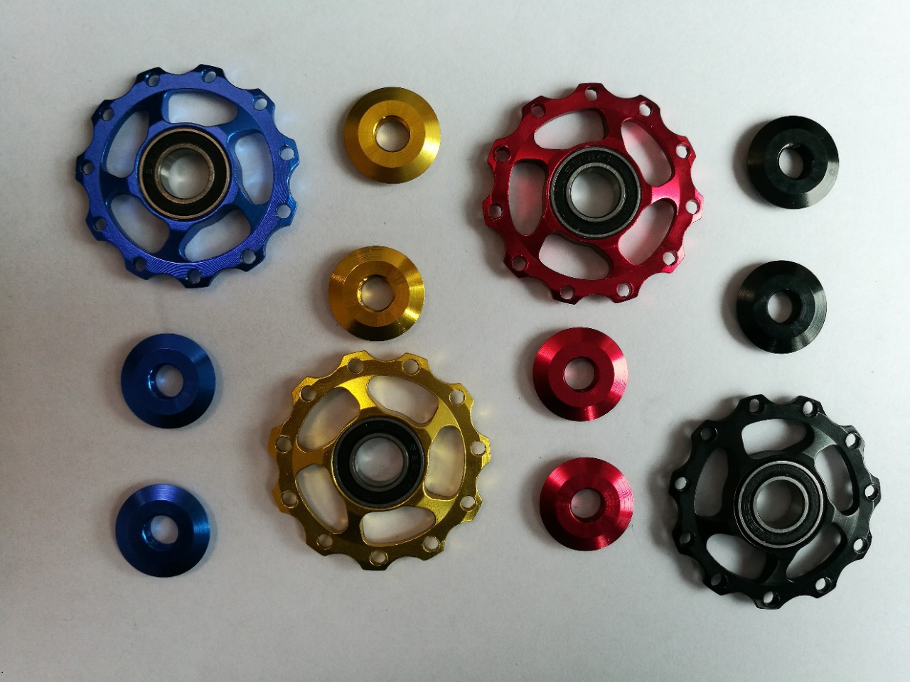 山地自行车铝合金高档后拨导轮轴承阳极cnc拨链轮11齿导向轮