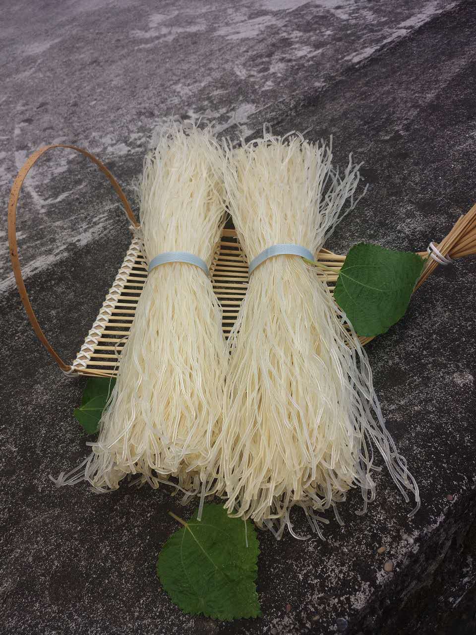 广西特产旱藕粉丝芭蕉芋粉丝洋芋粉丝粉条藕粉水晶粉火锅料粉批发