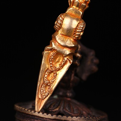 佛教宗教用品 尼泊尔纯铜鎏金三面普巴金刚杵 修行法器 长约6.9cm
