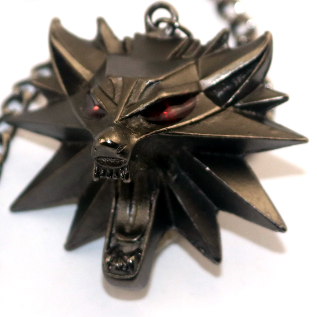 the witcher巫师3 狩魔猎人 猎魔人合金立体狼头吊坠动漫游戏新品