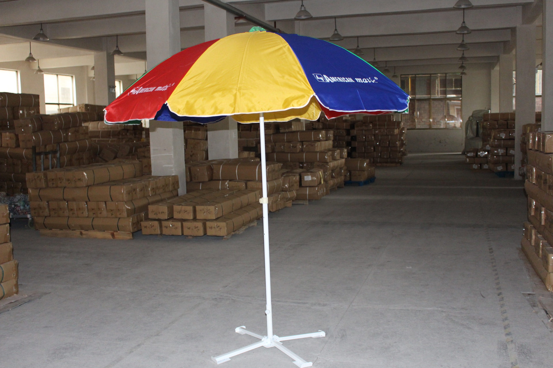 工厂批发 户外太阳伞沙滩伞多种花色可转向遮阳伞摆摊广告宣传伞