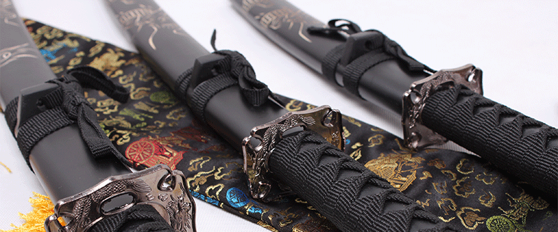 红色黑色刻龙武士三把一套套刀 日本刀套刀 东洋刀剑 加厚型 未开